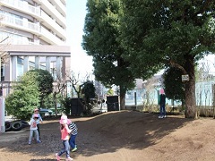 園庭3