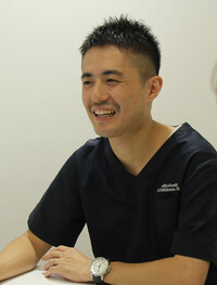 吉川歯科医師