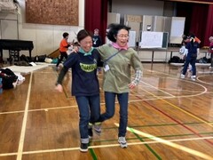 二人三脚の様子