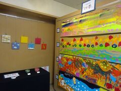 作品展の様子（あすなろ青年学級）