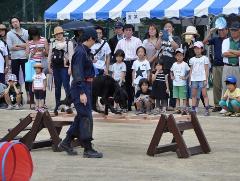 救助犬デモンストレーションの様子