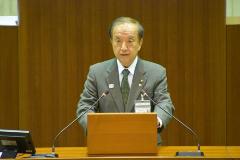 練馬区長が所信表明をしている様子