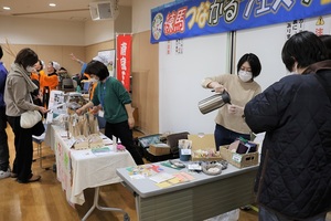 物販の様子（コーヒーなど）