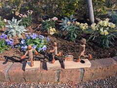 木や植物を使った工作・竹ぽっくり歩行体験